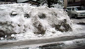 130403yukikabe_2.jpg(27658 byte)