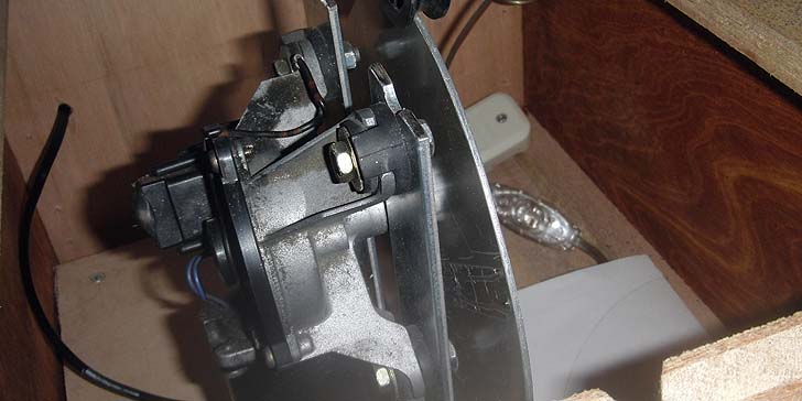 skk_motor.jpg(66841 byte)