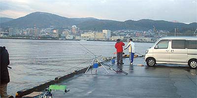 091024migi.jpg(23454 byte)