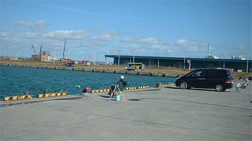 101011migi.jpg(18339 byte)