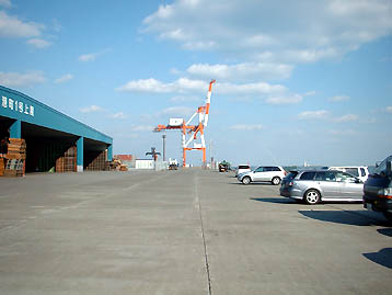 101029hidari.jpg(22125 byte)