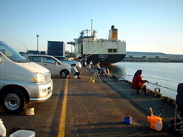 101118hidari.jpg(25671 byte)