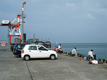 110703hidari.jpg(25517 byte)