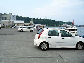 110728hidari.jpg(24975 byte)