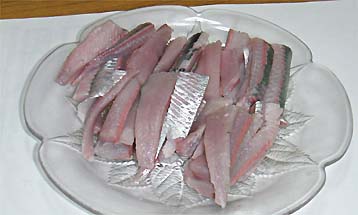 110102sasimi.jpg(20280 byte)