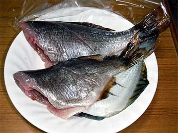120607tanago.jpg(34859 byte)