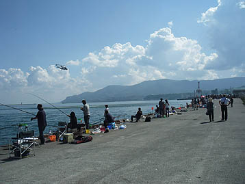 120923_1111migi.jpg(24902 byte)