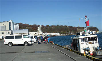 121111_1249kitahama.jpg(26636 byte)