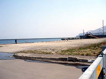 130423_1214katunai.jpg(21352 byte)