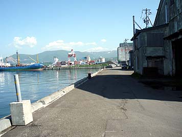 130531_1452daini.jpg(22974 byte)