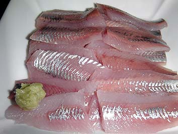 131203_sasimi.jpg(56843 byte)