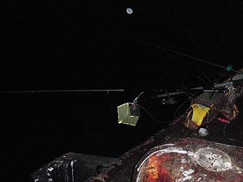 140227_1745syuugyoto_2.jpg(40943 byte)