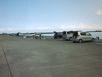 150814_1242umaya.jpg(39869 byte)