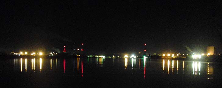 151208_2115syoumen.jpg(46847 byte)