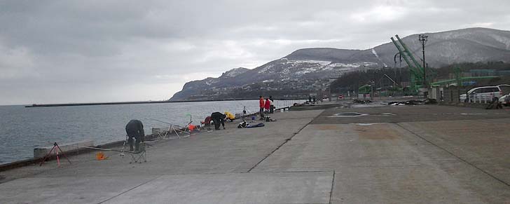151213_1133ferry.jpg(51399 byte)