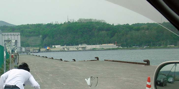 160524_1339ironai.jpg(66001 byte)
