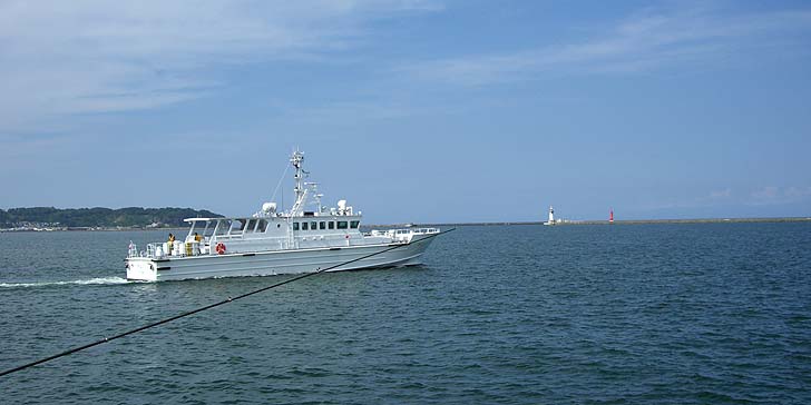 170821_1357fune.jpg(60579 byte)