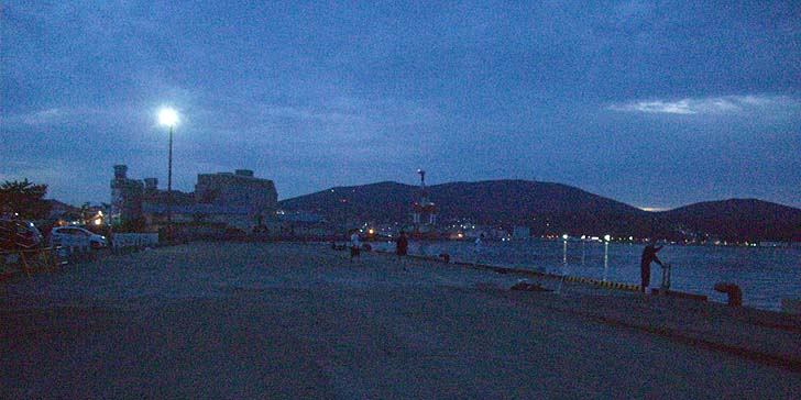 180823_1846hidari.jpg(74383 byte)