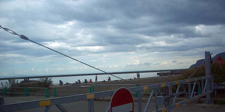 181014_1120katunaiutan.jpg(58408 byte)