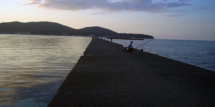 190827_1757minamibouhatei.jpg(47098 byte)