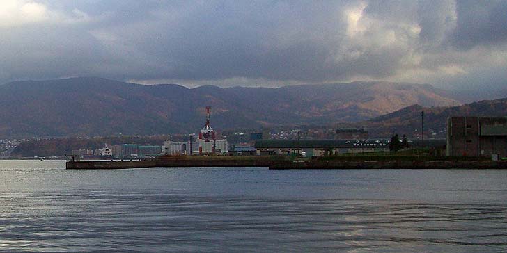 191023_1455ironai.jpg(50478 byte)