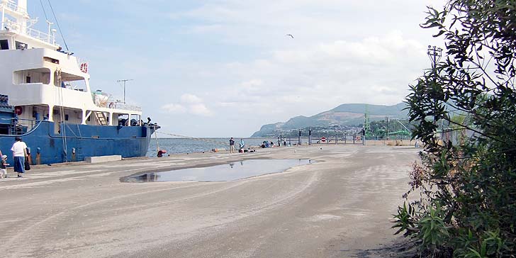 210812_1301ferry.jpg(67216 byte)