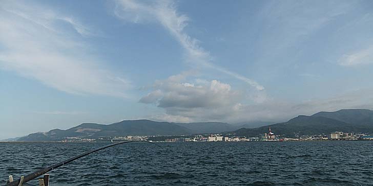 220804_1634kumo.jpg(40252 byte)