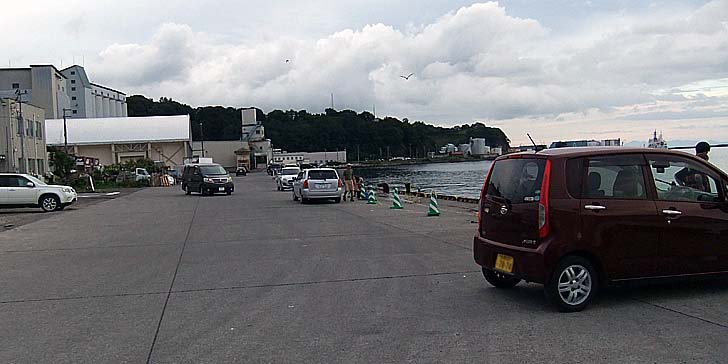 220819_1746hidari.jpg(54565 byte)