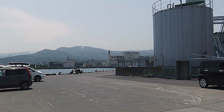 230517_1120kitahama.jpg(48590 byte)