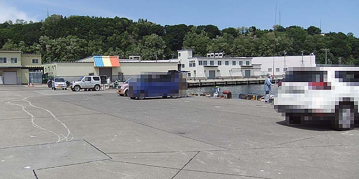 230615_1254hidari.jpg(78293 byte)