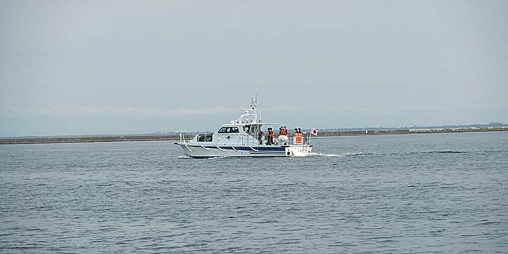 230615_1417fune.jpg(51873 byte)