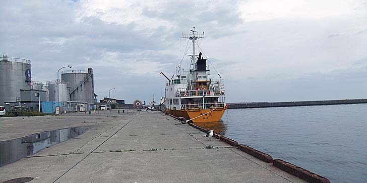 250704_1318hidari.jpg(54675 byte)