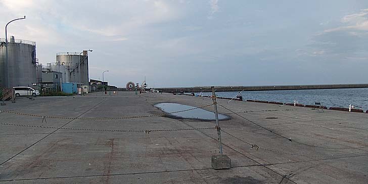 250704_1854hidari.jpg(52152 byte)