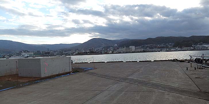 251104_1520migi.jpg(58566 byte)